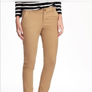 Old Navy Mid-Rise Skinny size 10